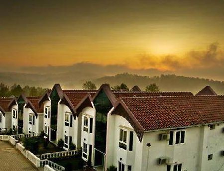 Hotel Golden Nest à Yercaud Extérieur photo