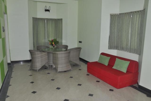 Hotel Golden Nest à Yercaud Extérieur photo
