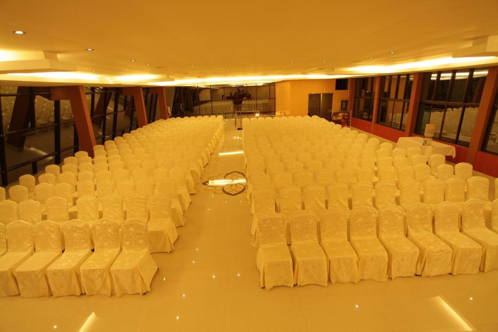 Hotel Golden Nest à Yercaud Extérieur photo